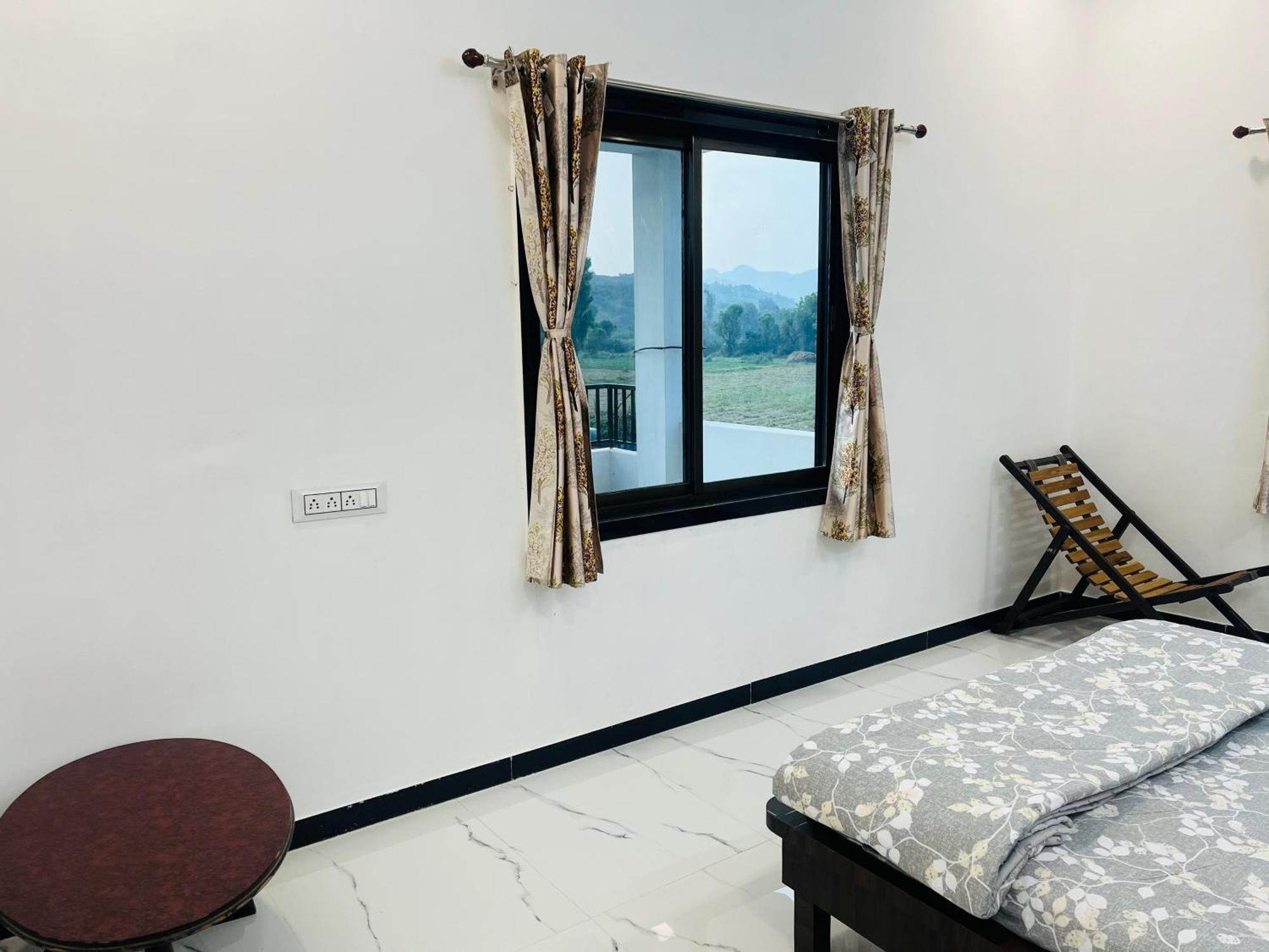 Govardhan Villas Farm Stay Bijapur  外观 照片